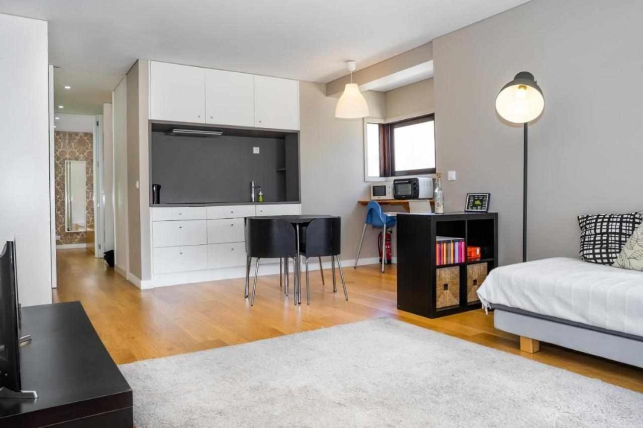Povoa Beach Apartment Повуа-де-Варзін Екстер'єр фото